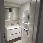Maison Calme Et Spacieuse *