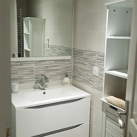 Maison Calme Et Spacieuse *